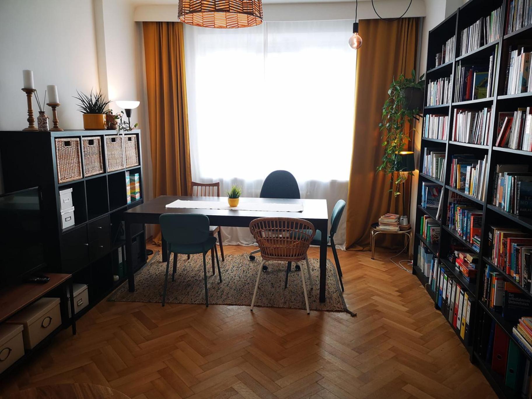 Lovely Apartment In Historic Center Wenen Buitenkant foto